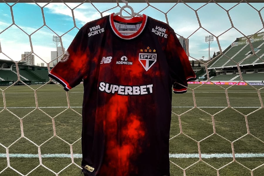 São Paulo estreia terceira uniforme em Campinas - Pedro Guedes / saopaulofc