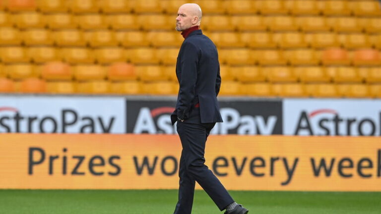 Manchester United anuncia demissão de Erik Ten Hag