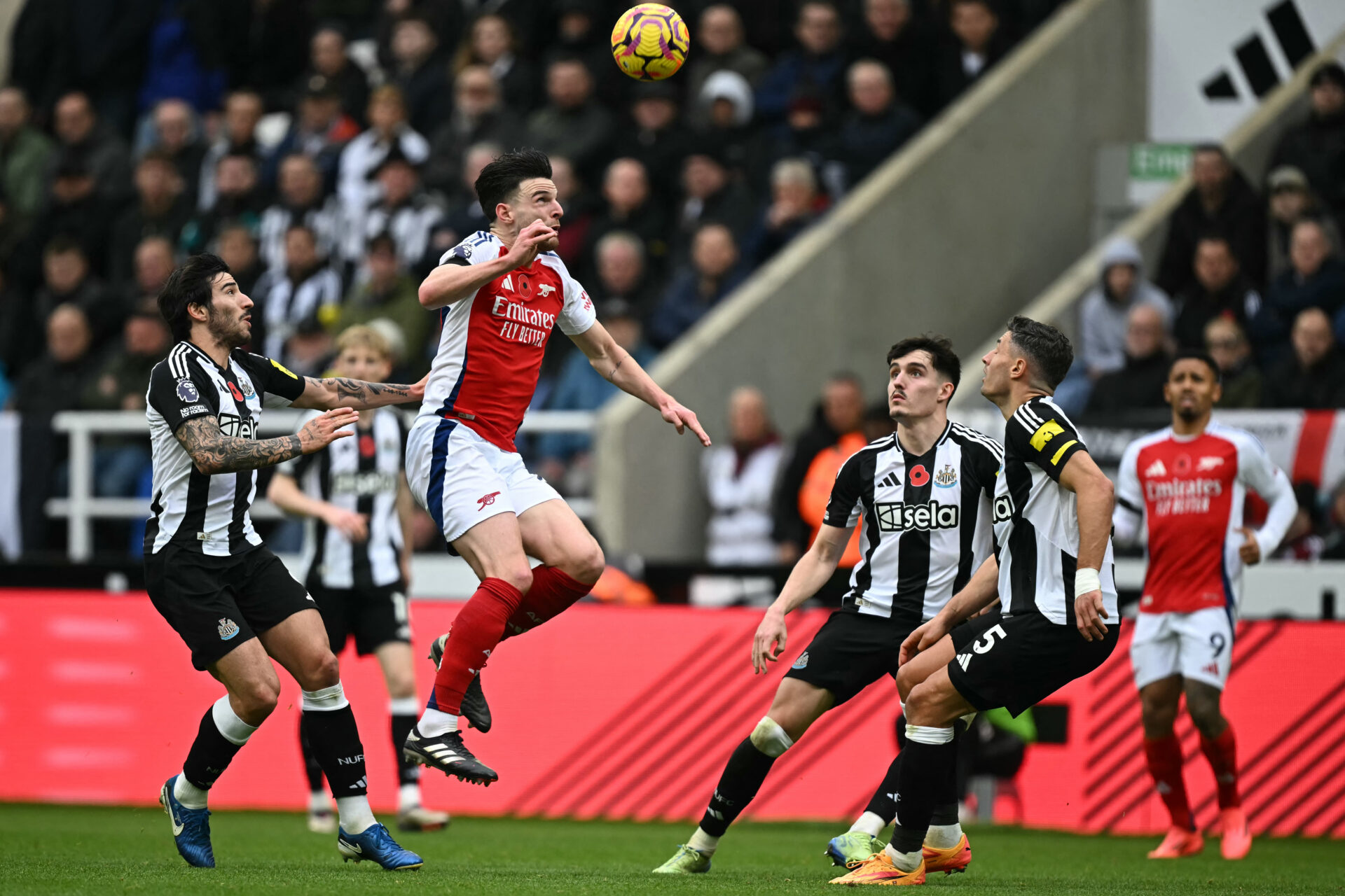 Arsenal perde para o Newcastle e corre risco de ficar fora do G-4