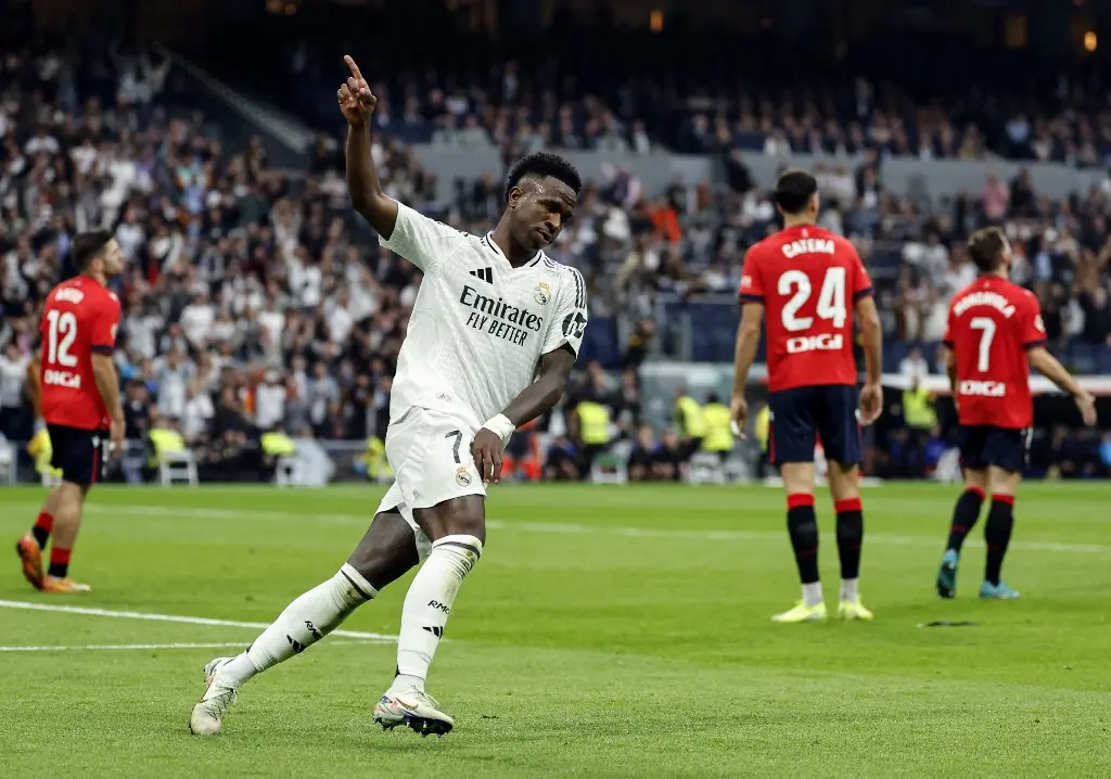 Vinicius Jr. anota hat-trick e Real Madrid vence Osasuna por LaLiga