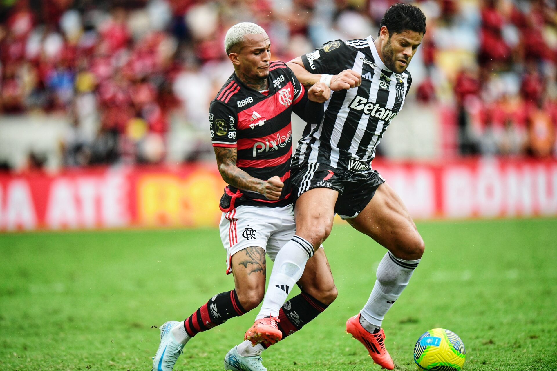 Wesley e Hulk são atrações de Atlético-MG e Flamengo - Alexandre Battibugli/PLACAR