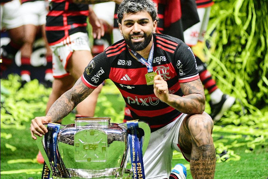 Anúncio de Gabigol em ‘dia de festa’ incomoda dirigentes do Flamengo