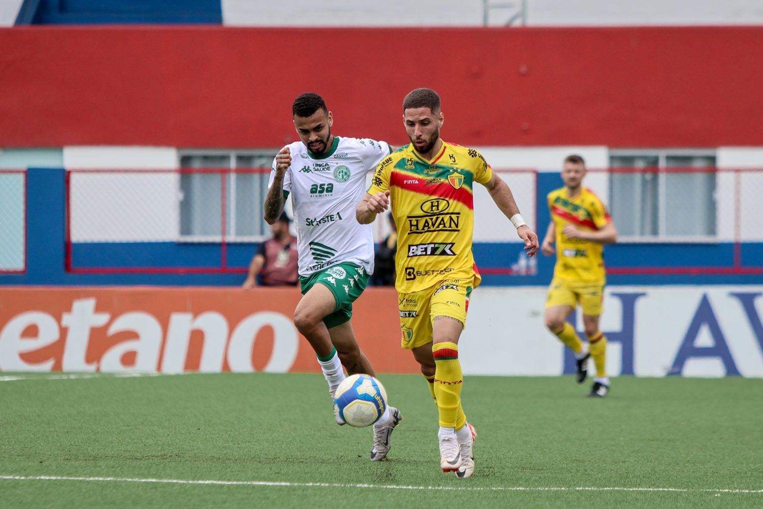 Brusque vence o Guarani em jogo de fuga da lanterna da série B