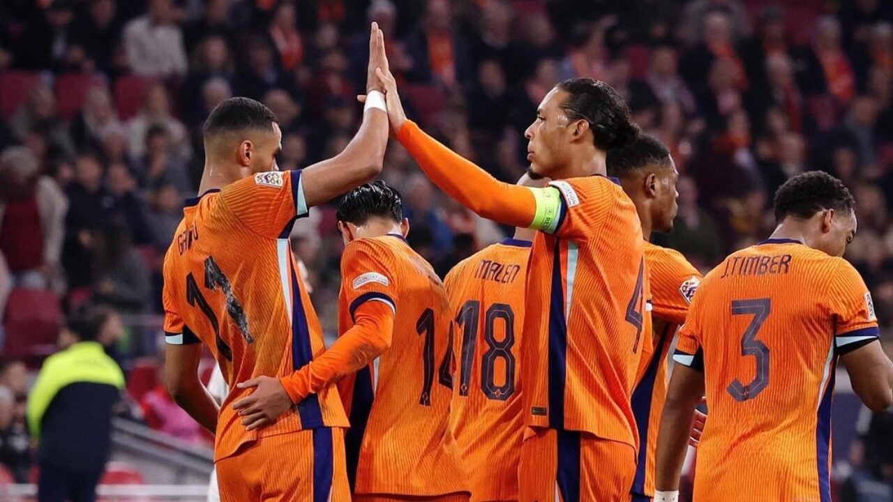 Holanda goleia Hungria e se classifica na Nations League