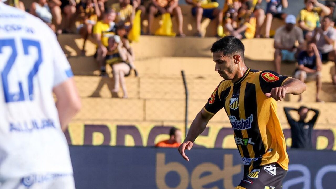 Novorizontino cede empate ao Paysandu e Santos é campeão da série B