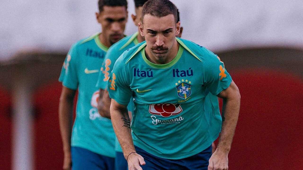 Léo Ortiz comenta possibilidade de jogar de volante na Seleção