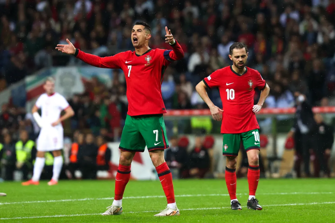 Cristiano Ronaldo faz 2, e Portugal goleia a Polônia por 5 a 1