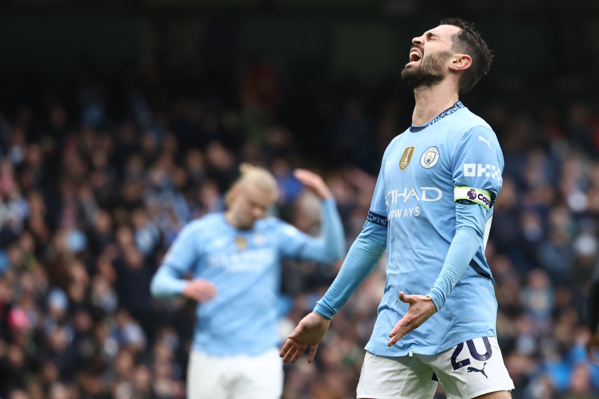 Manchester City amarga empate com Everton e aumenta crise