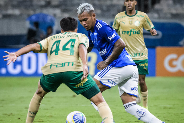 Brasileirão pode ter melhor vice-campeão da era pontos corridos; veja lista