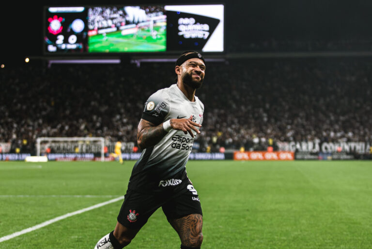 Corinthians prevê recorde de faturamento em 2025