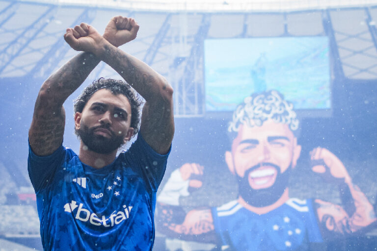 Com Gabigol 9 e Dudu 7, veja numeração do Cruzeiro para 2025