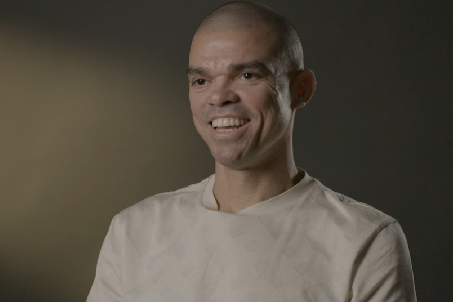 Ex-zagueiro Pepe concedeu entrevista à Fifa - Divulgação