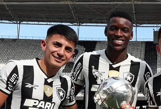 Luiz Henrique Thiago Almada - Divulgação / Botafogo