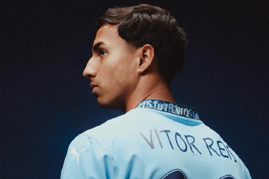 Vitor Reis, Manchester City - Divulgação / Manchester City