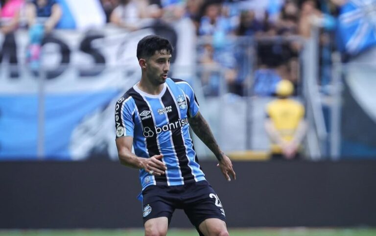 Villasanti, do Grêmio, pode ser o novo reforço do Palmeiras