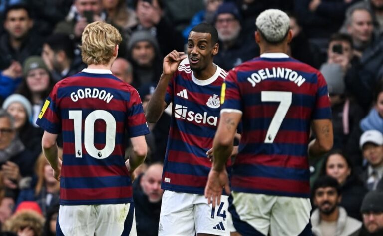 Newcastle vence o Tottenham de virada e amplia boa fase