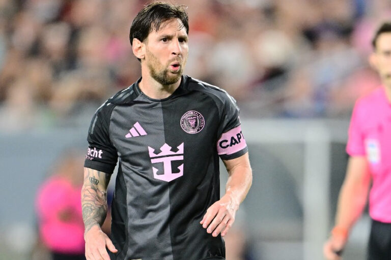 Time de Messi tem partida adiada por frio de -25ºC nos EUA