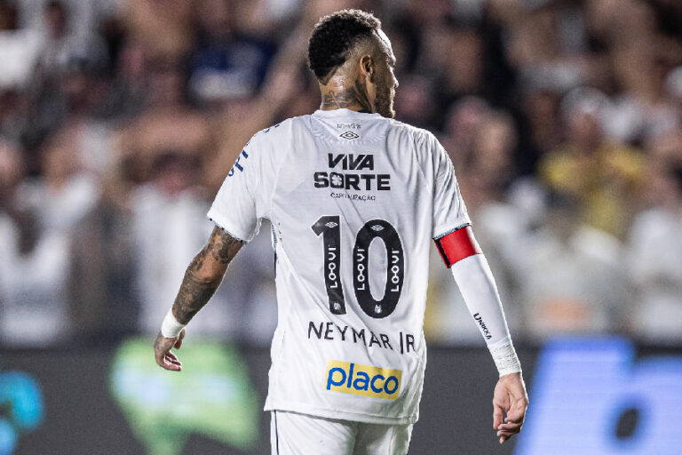 Para Dorival ver: Neymar é discreto, mas faz ‘lição de casa’ por seleção