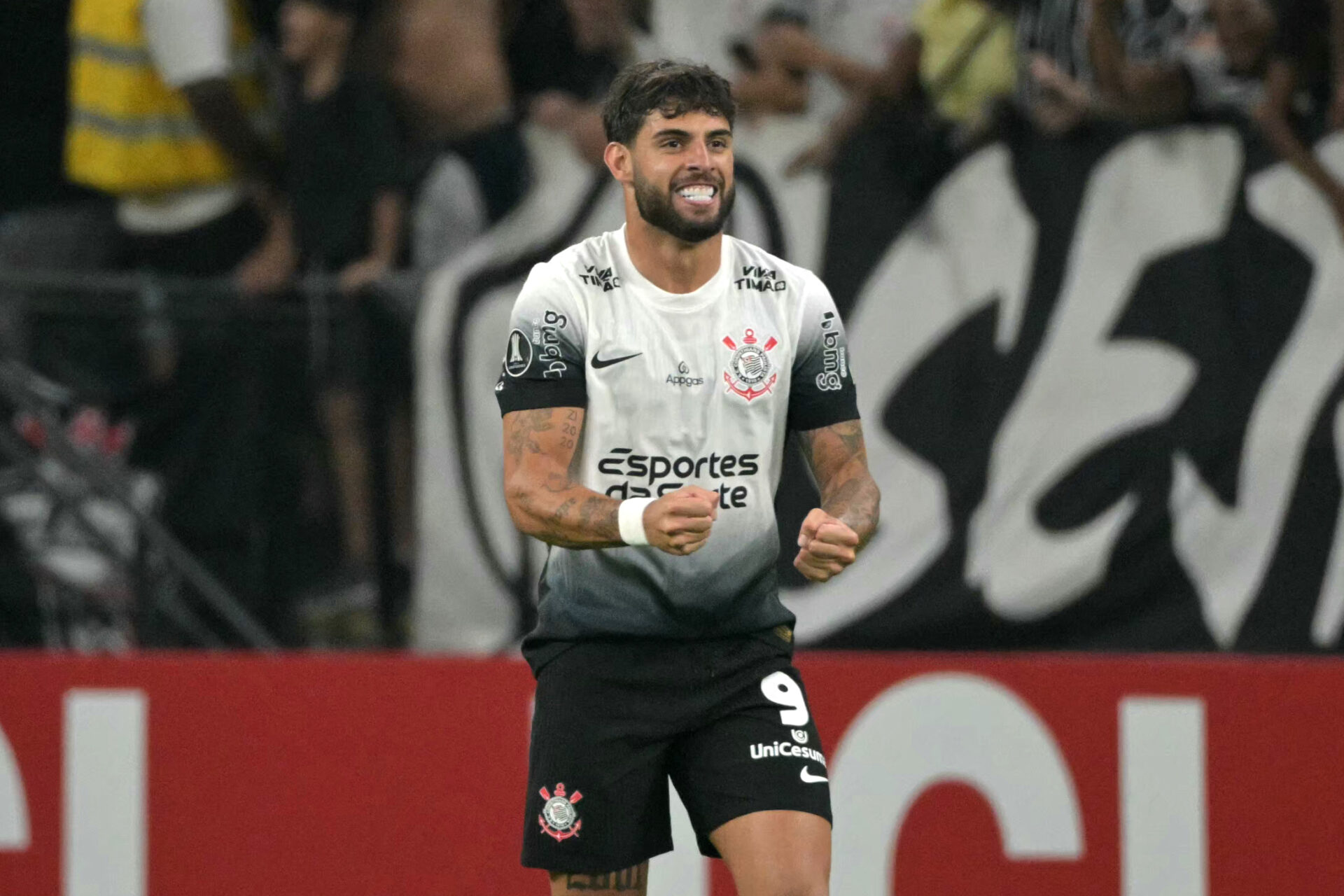 Corinthians sofre contra UCV, mas consegue classificação na Libertadores