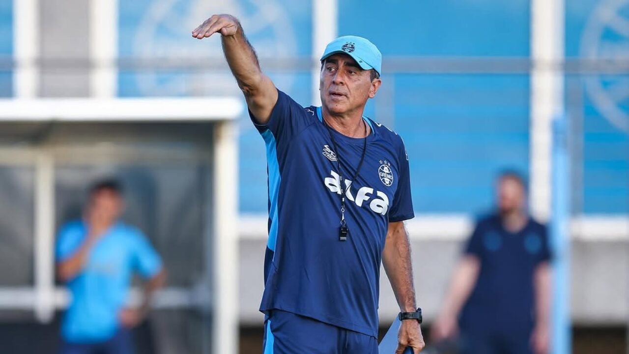 Com a chegada de Quinteros, jogadores do Grêmio perdem espaço, veja nomes