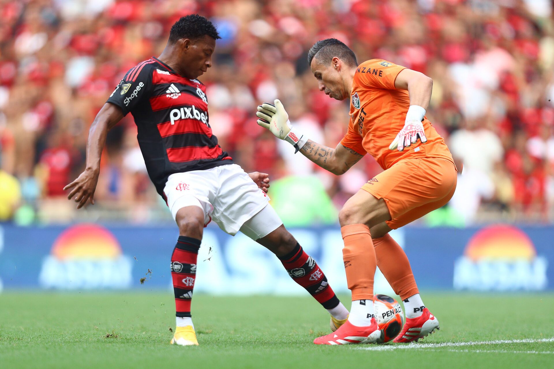 AO VIVO: Flamengo x Fluminense pela final do Carioca 2025