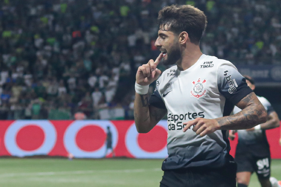 Corinthians vence Palmeiras e abre vantagem na final do Paulista