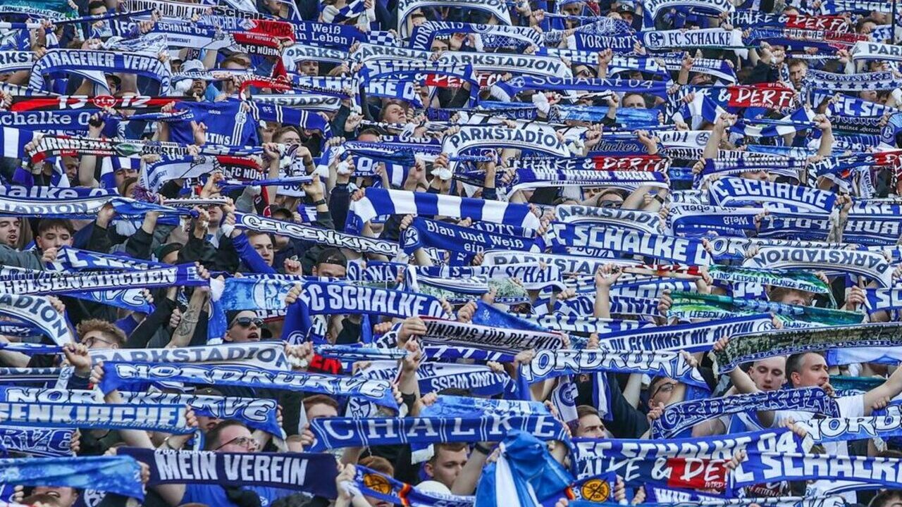 Schalke 04 x Hannover: Duelo pela elite alemã na 2.Bundesliga e onde assistir