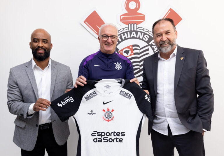 Fim da novela: Corinthians anuncia a contratação de Dorival Júnior
