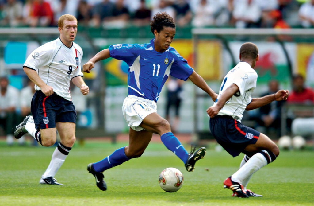 Ronaldinho Gaúcho brilhou contra a Inglaterra na Copa de 2002 - Ricardo Correa/PLACAR