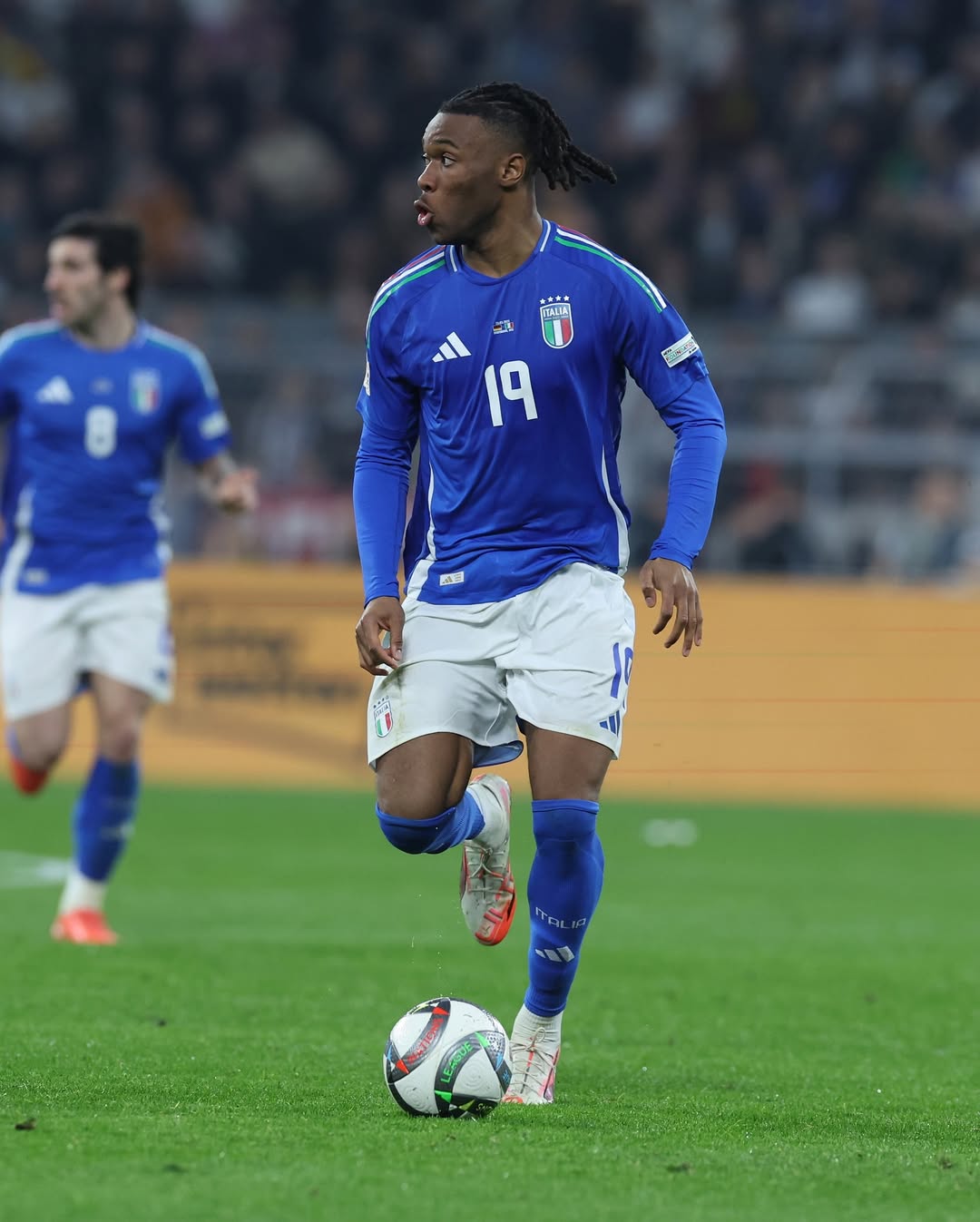 Destiny Udogie, jogador da Itália. Foto: Instagram/@azzuri