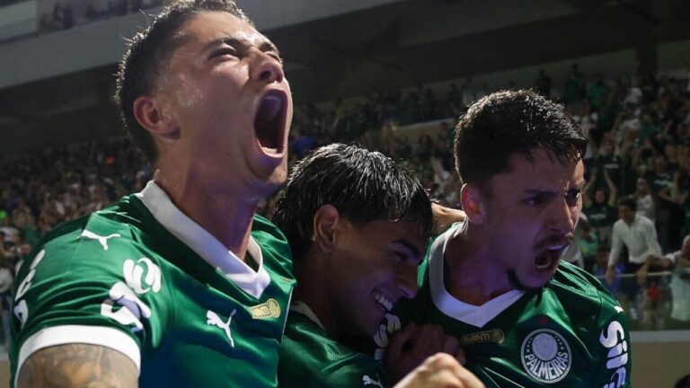 Palmeiras almeja manter sequência contra Vasco no Brasileirão; assista ao vivo