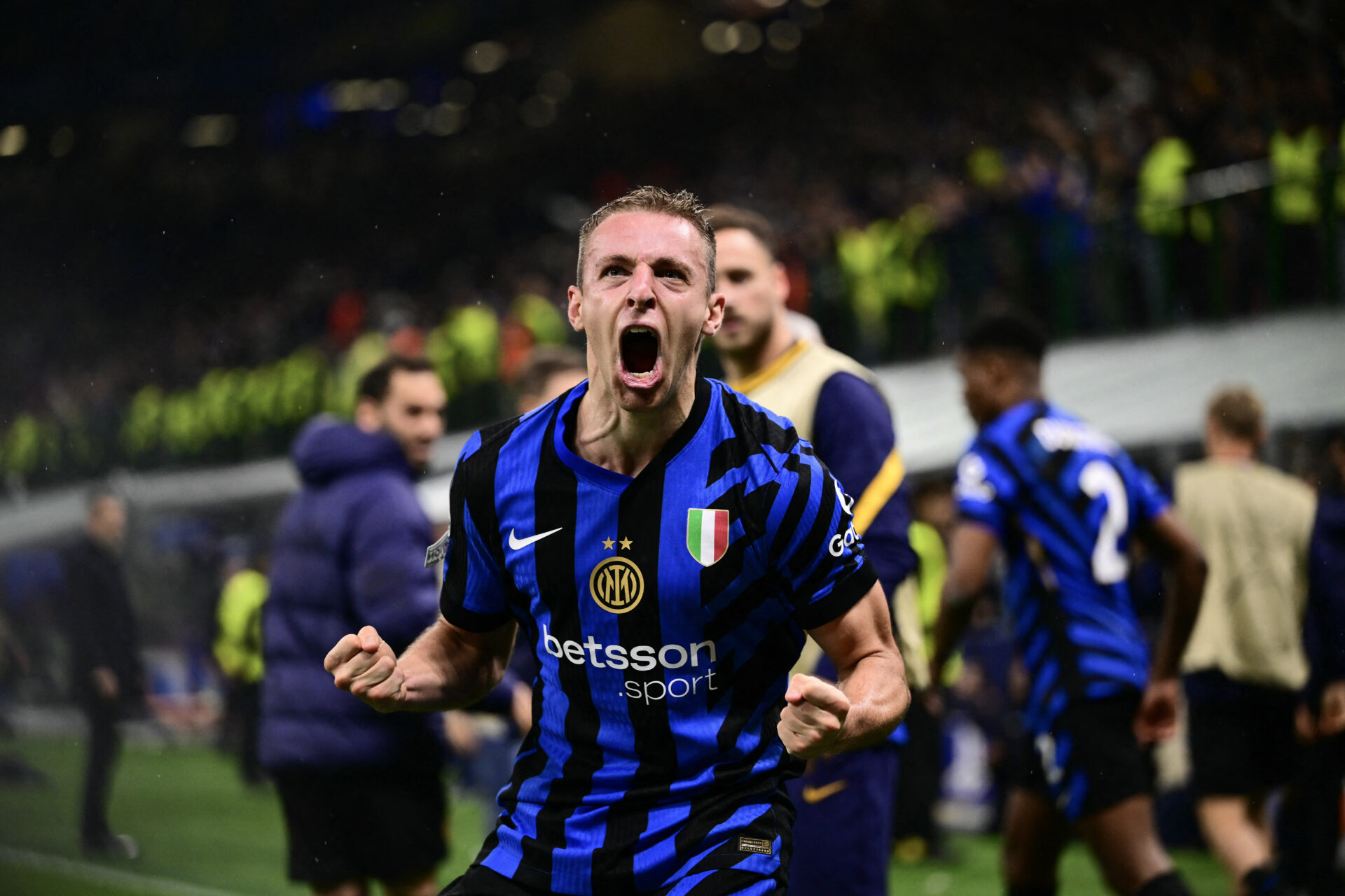 Champions: Inter elimina Barça em jogão com duas viradas e sete gols