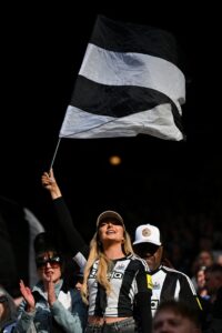 ANDY BUCHANAN / AFP