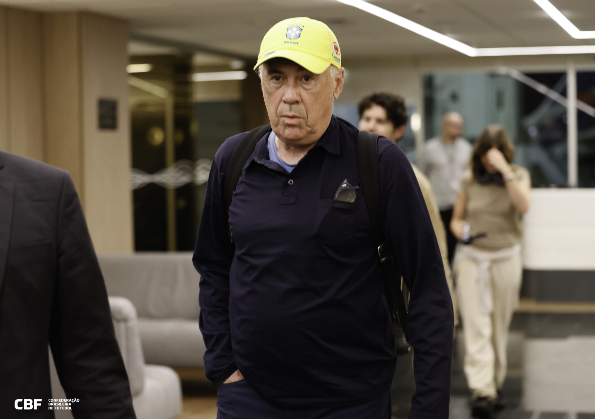 Ancelotti desembarca no Rio para assumir seleção brasileira