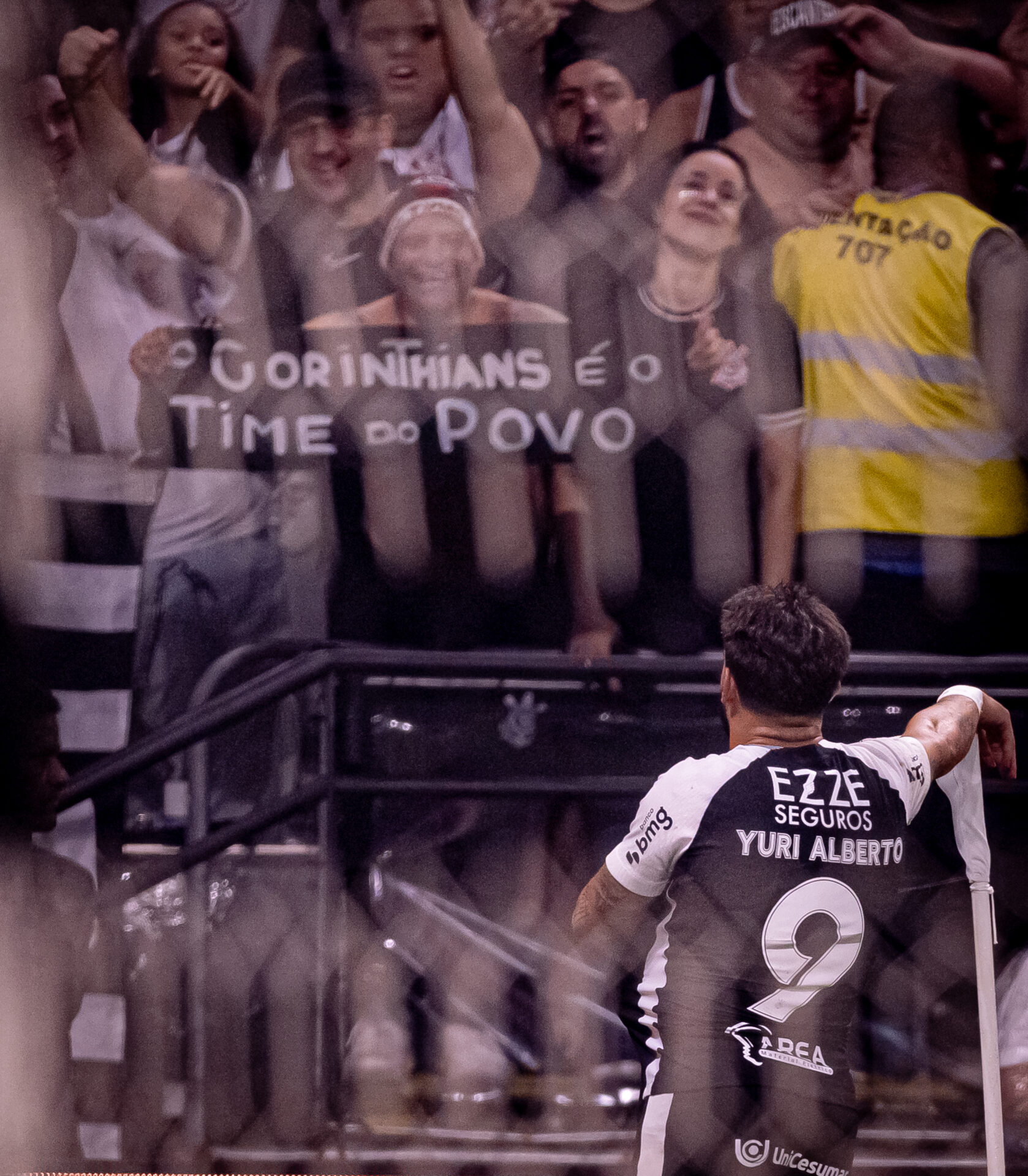 Yuri comemora o 13º gol no ano; atacante foi ovacionado pela fiel torcida - Rodrigo Coca/Agência Corinthians