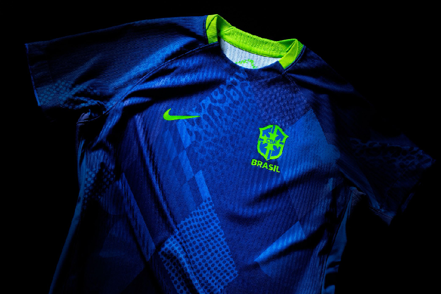 Uniforme da seleção brasileira feminina carrega lema "Força Beleza" - Divulgação / CBF