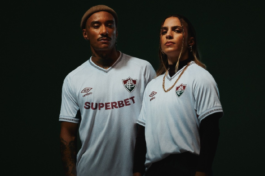 Fluminense lança camisa 2 com estética refinada para Mundial
