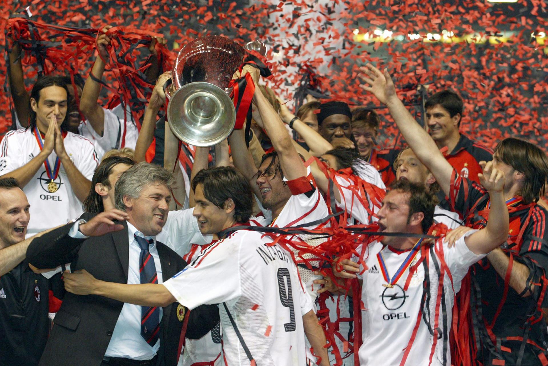 Milan na conquista do título da Champions de 2003 - EPA/Photo/Gerry Penny