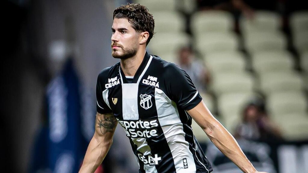Vitória tenta se afastar do Z4 contra o Ceará: Onde assistir pela Série A hoje