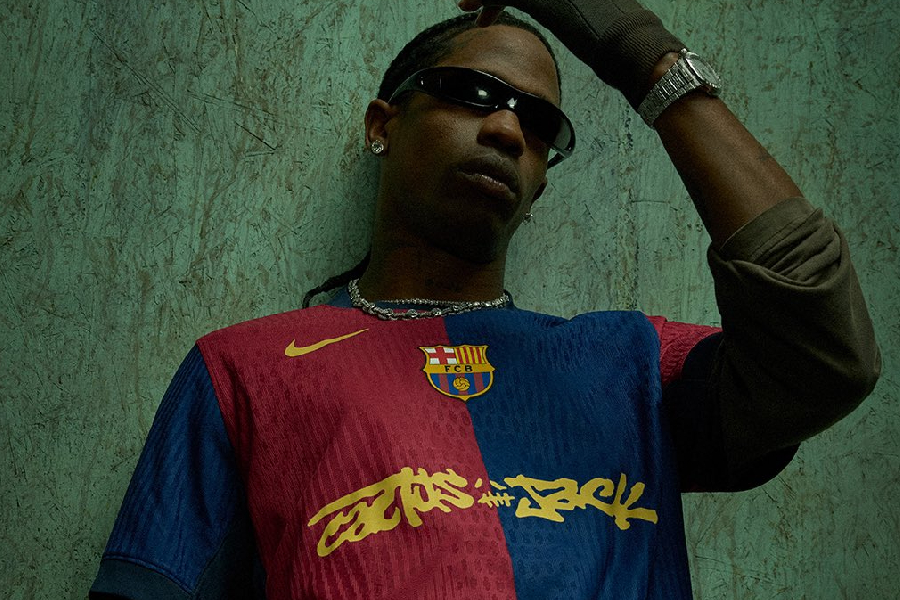 Camisa do Barcelona em parceria com Travis Scott esgota em uma hora