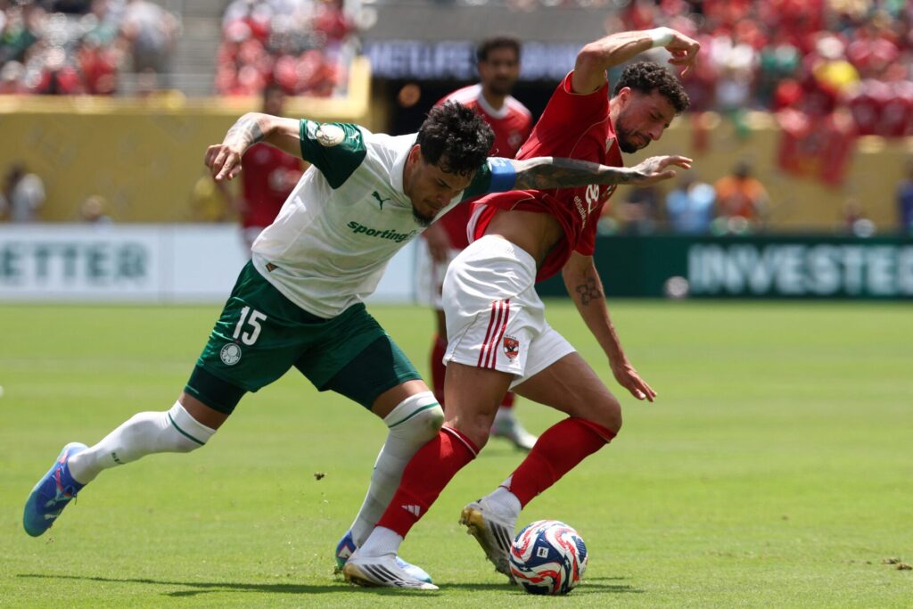 Verdão, de Gustavo Gómez, busca sua primeira vitória na competição - Franck Fife/AFP