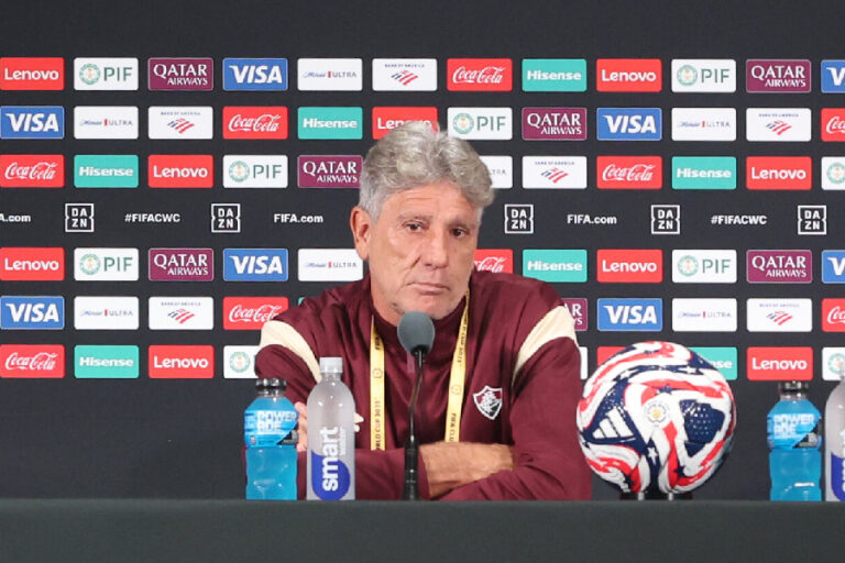 Renato Gaúcho iguala marca de técnico brasileiro com mais vitórias no Mundial