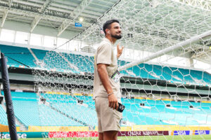 Flaco López chacoalha a rede, mas não sabe se será titular no Palmeiras