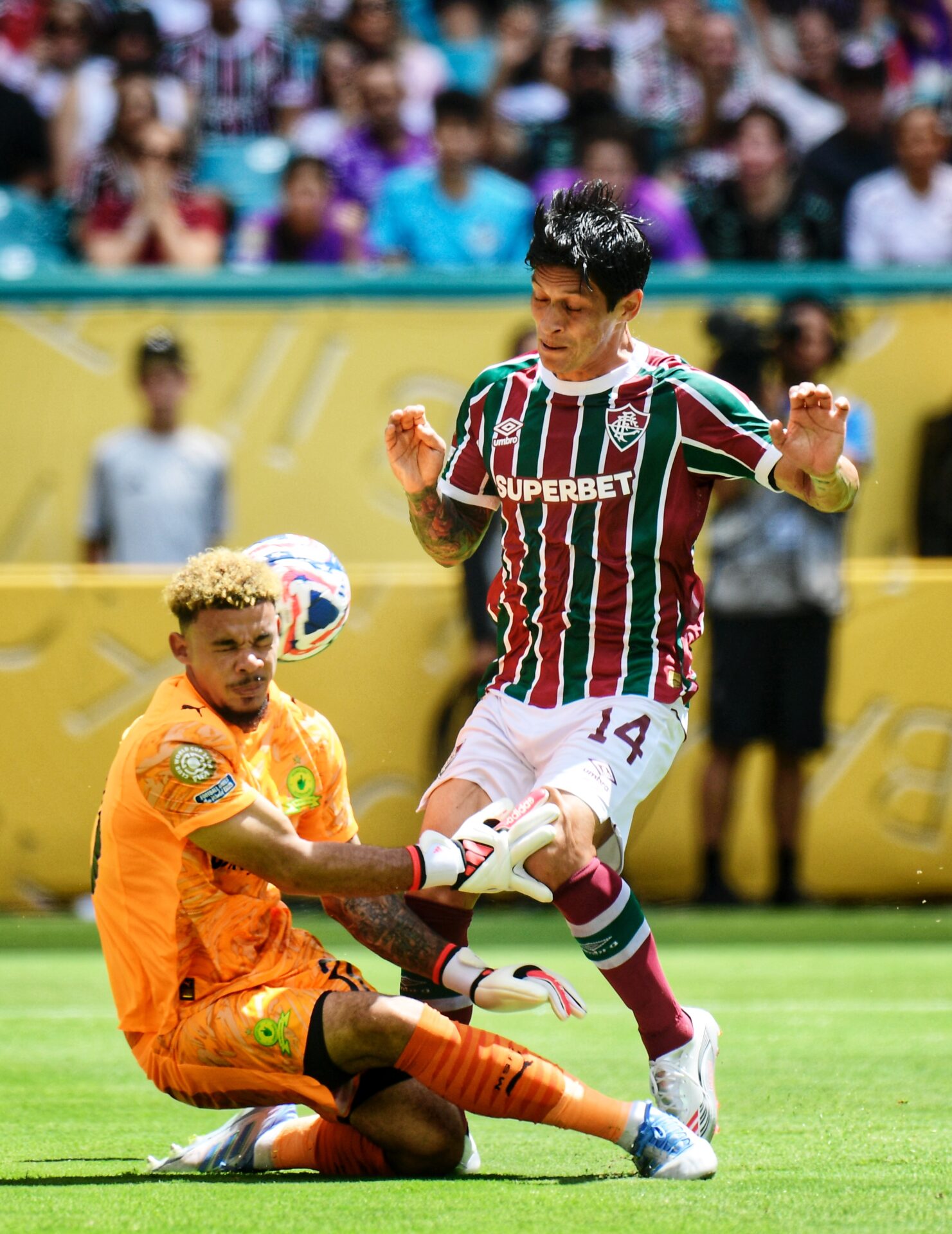 German Cano perdeu grande chance no segundo tempo - Alexandre Battibugli/Placar