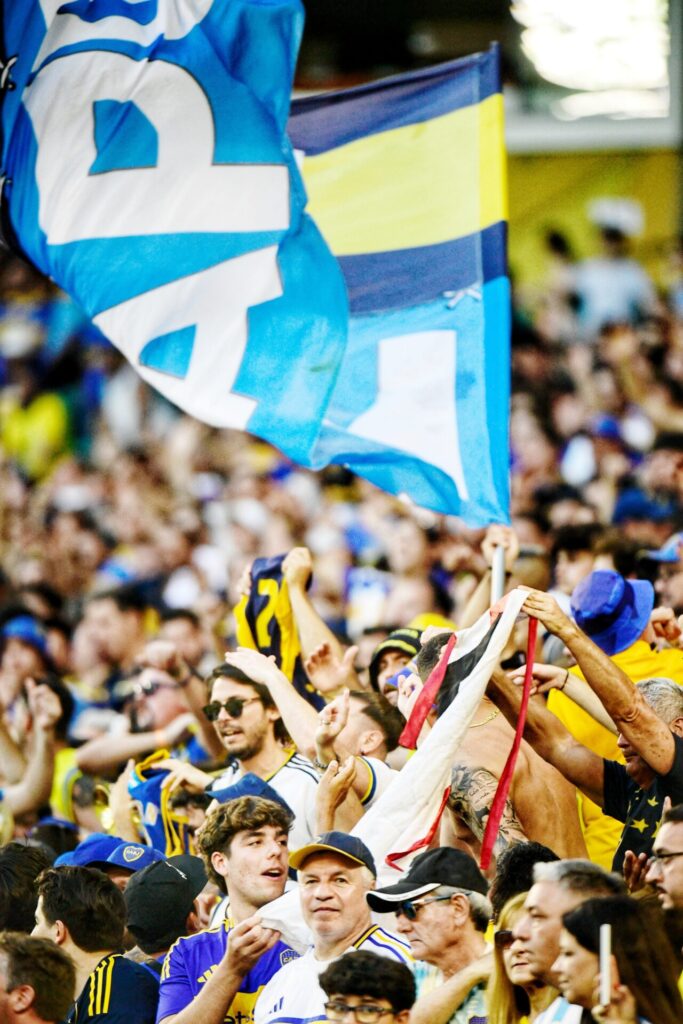 Boca Juniors e Benfica fizeram jogo movimentado pelo Grupo C do Mundial de Clubes - Alexandre Battibugli/PLACAR