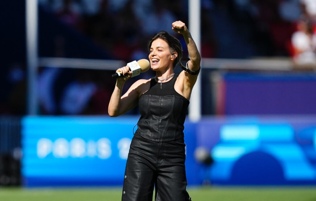 Gala Rizzatto, cantora italiana e dona do sucesso musical do Mundial de Clubes - Oscar J Barroso / Europa Press / Getty Images