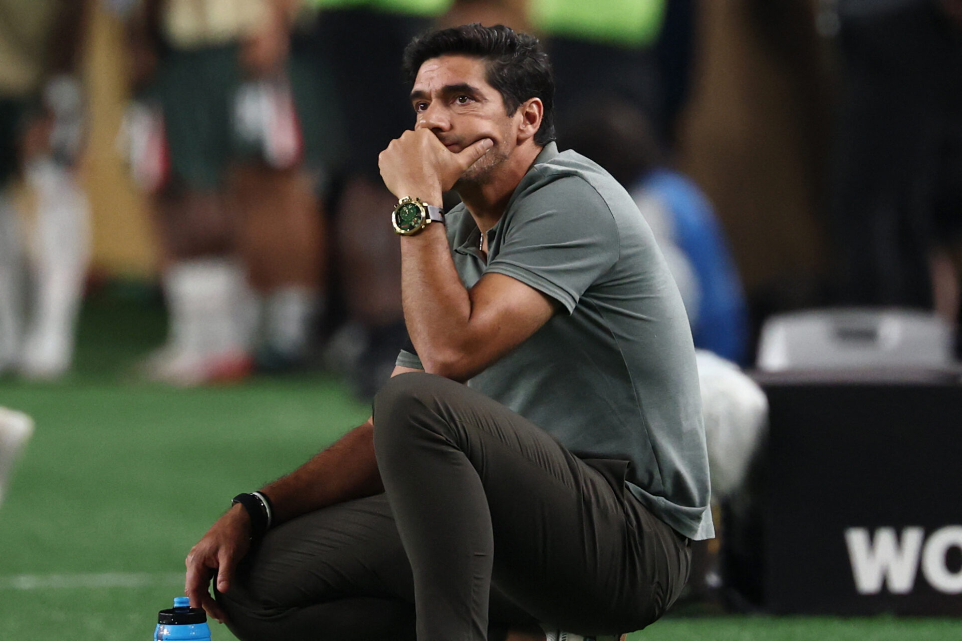Após eliminação do Palmeiras, Abel revela torcida pelo Flu no Mundial