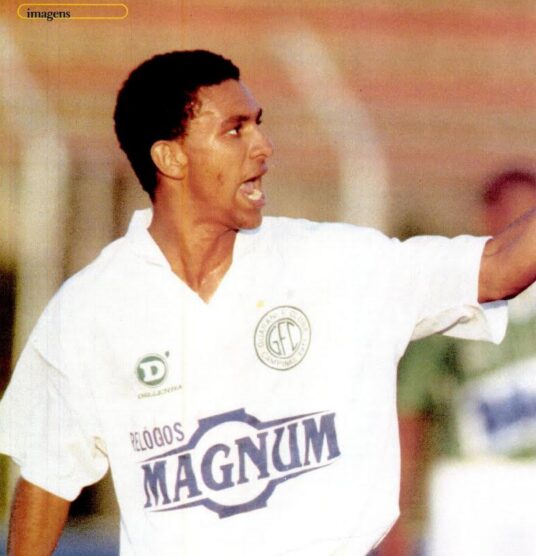 Djalminha, pelo Guarani, em 1995 - Alexandre Battibugli/PLACAR