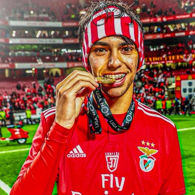 João Félix durante passagem pelo Benfica - Divulgação
