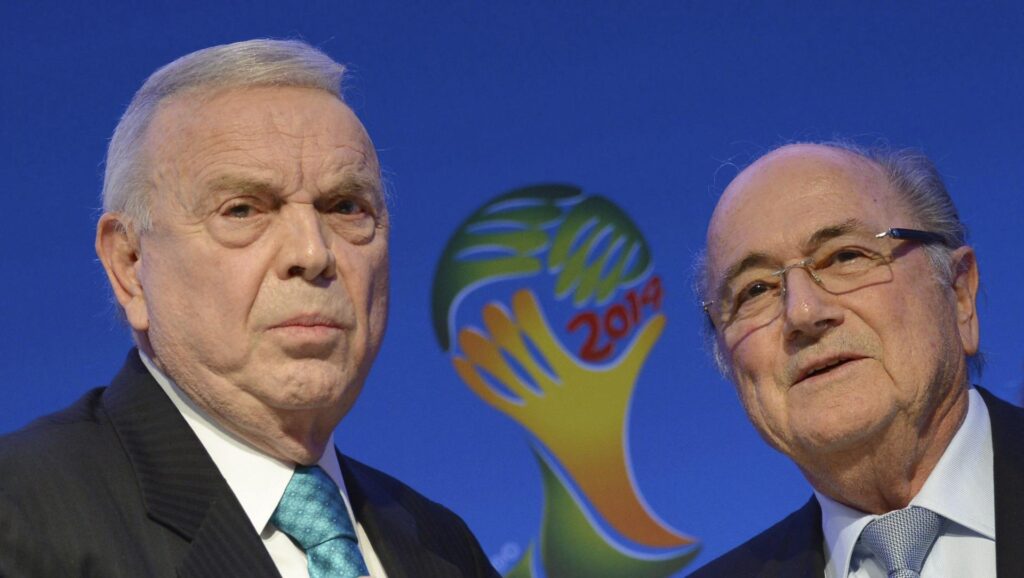 José Maria Marin e Joseph Blatter - ambos condenados no Fifagate - EFE/Marcus Brandt